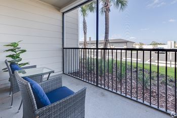 Screened in patios/balconies