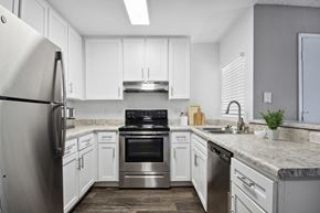 El Cajon apartment for rent - Model kitchen