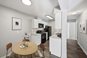 Dale City apartment for rent - Model dining area next to kitchen