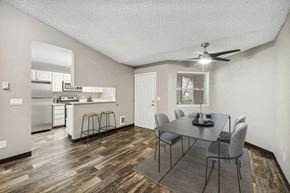 Hillsboro apartment for rent - Model dining room