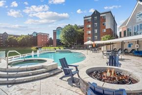 Glendale apartment for rent - Poolside fire pit at Esprit Cherry Creek, Glendale