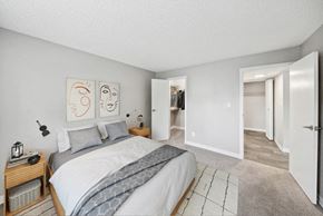 Denver apartment for rent - Model bedroom