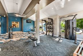 Phoenix apartment for rent - Resident gym