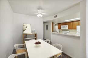 Tucson apartment for rent - Model dining room