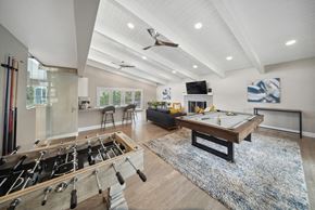 Denver apartment for rent - Game room
