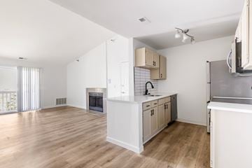 Aurora apartment for rent - Hawthorn at Oakhurst