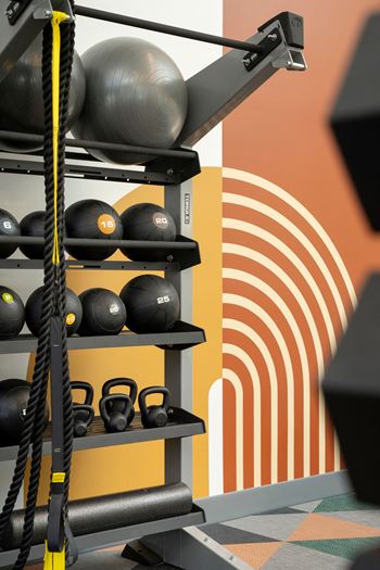 24-Hr performance gym