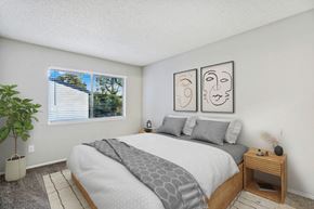 Fullerton apartment for rent - Model bedroom with large window