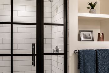 Modern bathroom 