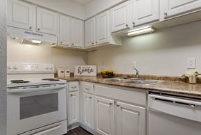 Ridgeland apartment for rent - White Kitchen at Pear Orchard, Ridgeland, MS, 39157