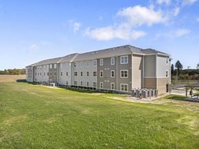 Carrollton apartment for rent - the building in which the hotel is located