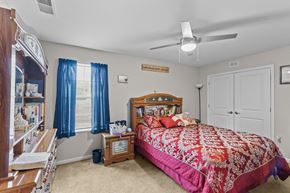 Greenville apartment for rent - a bedroom with a bed and a closet