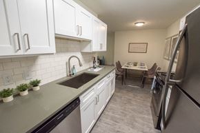 Decatur apartment for rent - Kitchen and Dining Area