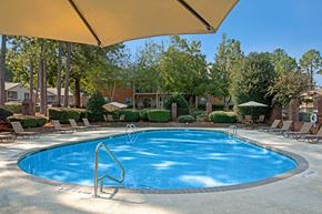 Augusta apartment for rent - Resort-style Swimming Pool and Deck