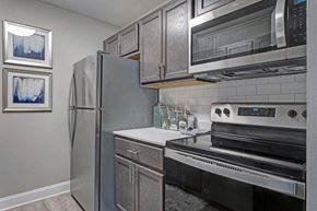 Grand Rapids townhouse for rent - Kitchen