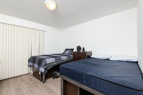Long Beach apartment for rent - Furnished bedroom with bunk beds and desks