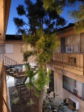 Whittier apartment for rent - Courtyard