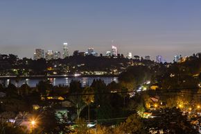 Los Angeles apartment for rent - the city at night