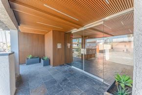 Los Angeles apartment for rent - the lobby or reception area of a building with glass doors