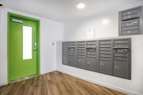 Los Angeles apartment for rent - Front entry mail room