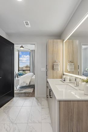 Fort Worth apartment for rent - Deco Bathroom