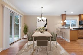 Winnetka townhouse for rent - 3 Bed Townhouse Winnetka