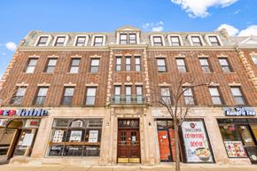 Evanston apartment for rent - the building in which the apartment is located