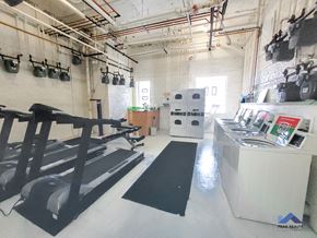 Evanston apartment for rent - onsite laundry and fitness