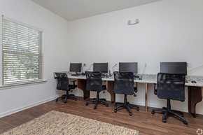 Ville Platte apartment for rent - Heatherwood Apts