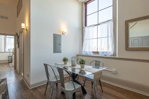 Philadelphia apartment for rent - 1619 Dining Room 1