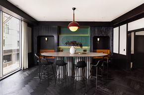 Philadelphia apartment for rent - a dining room with a round table and chairs