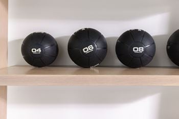 Gym with free weights, cardio machines & yoga