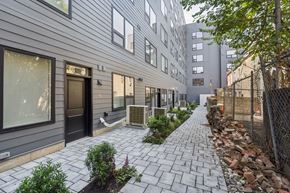 Philadelphia apartment for rent - A modern building at The Isaac Apartments, Philadelphia, PA 19122