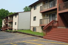 La Crosse apartment for rent - Oakland Village | 720, 730, 731, 741 Oakland St | 2 BR | Apartment | Three Sixty Real Estate