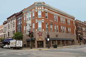 La Crosse apartment for rent - 401 Jay St | 1 BR | Apartment | Loft-Style | Three Sixty Real Estate