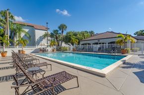 Hialeah apartment for rent - the swimming pool at our apartments in palm springs