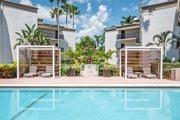Kendall apartment for rent - the pool at the hollywood monroe apartment hotel in los angeles
