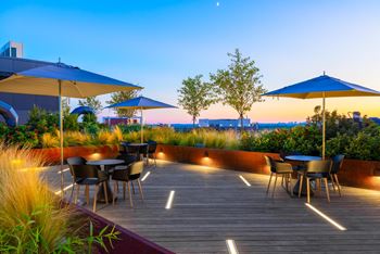 Rooftop terrace with grills and plenty of seating