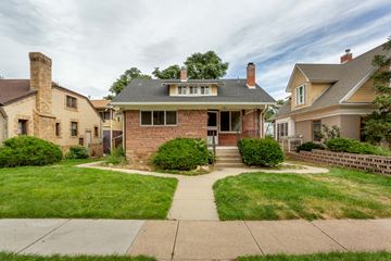 Boulder apartment for rent - the front yard of a house with a sidewalk