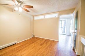 Boulder apartment for rent - 1200 College 125 Living Area