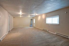 Denver apartment for rent - Family Room