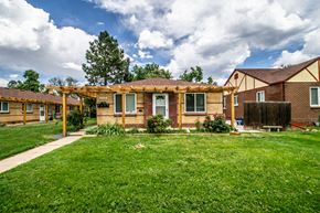 Edgewater apartment for rent - Building