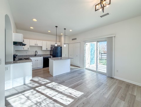 Floor plan for 2 beds, 2.5 baths, 1410 sqft