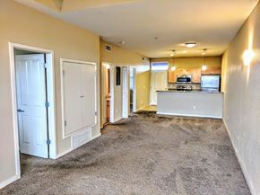 Boulder apartment for rent - Living Room 2920 Bluff 233 Goose Creek Condos