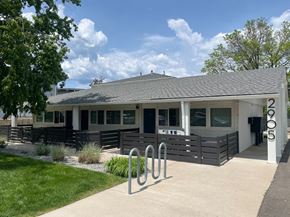 Boulder apartment for rent - A building with the number 2005 on it.