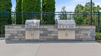 Bbq/grill station