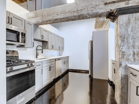 Floor plan for studio, 1 bath, 777 sqft