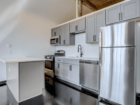 Floor plan for 1 bed, 1 bath, 883 sqft