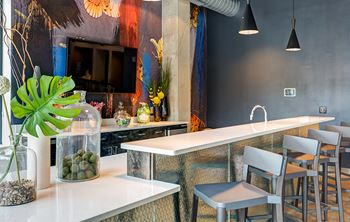 Lobby bar