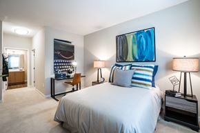 Santa Clara apartment for rent - Apartments for Rent in Santa Clara, CA - Villas on the Boulevard - Bedroom with Plush Carpeting, a Desk Area, and a Private Bathroom